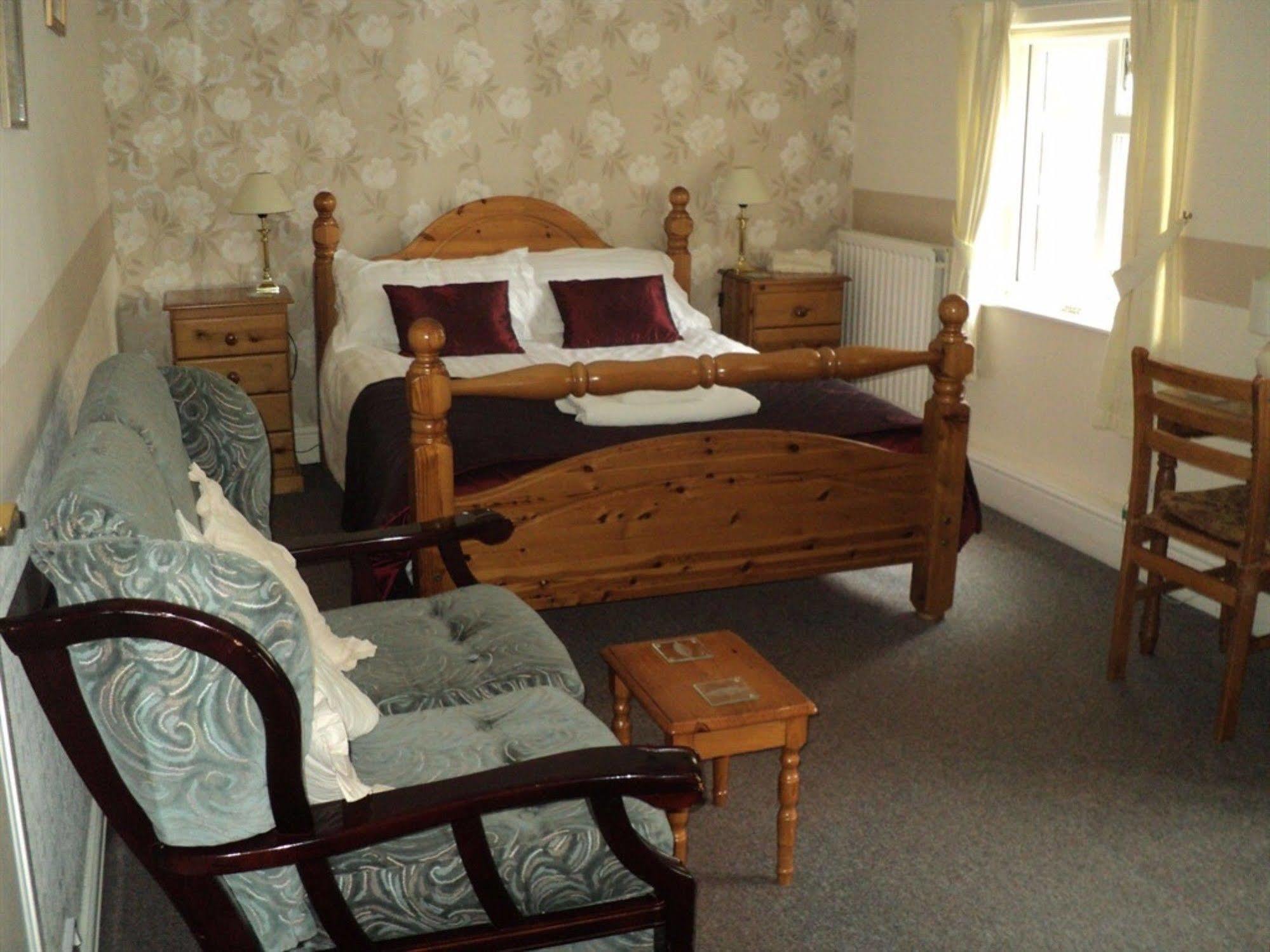 Grove House Guest House Telford Buitenkant foto